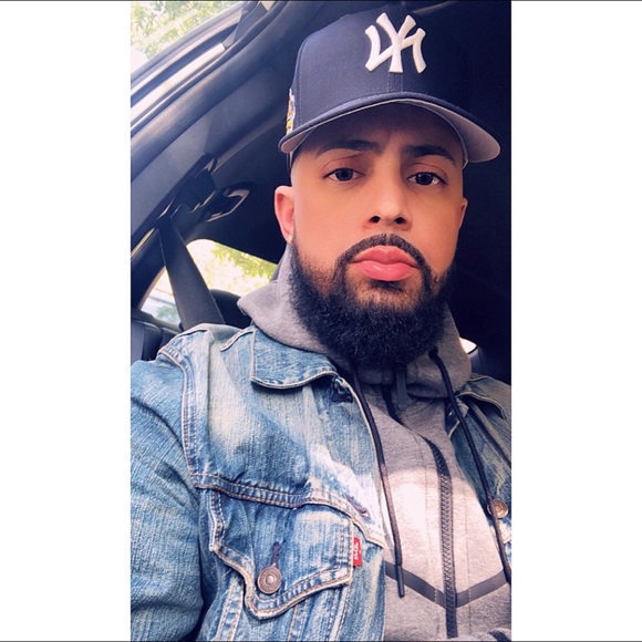 Meet your Posher, Robert - Picture 1 of 1